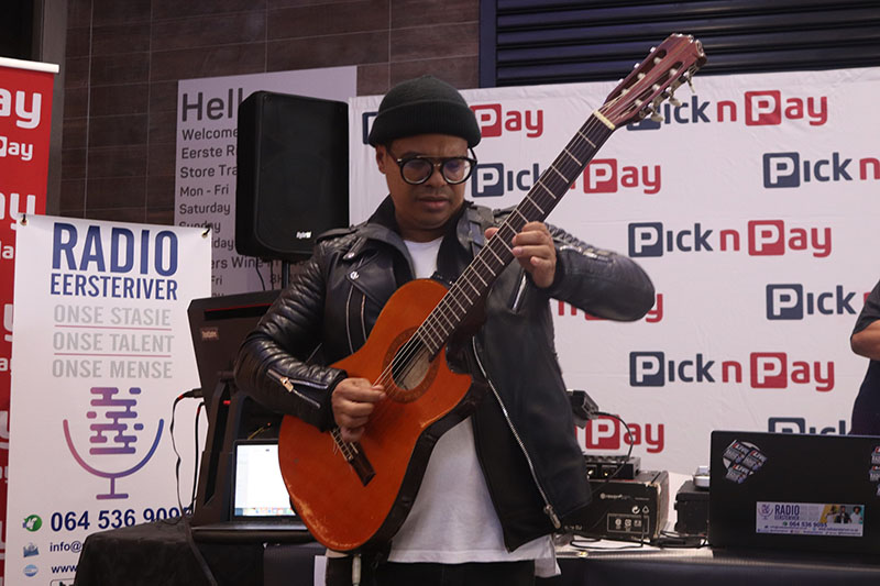 Lionel performing at the opening of our sister-centre in Eerste Rivier.